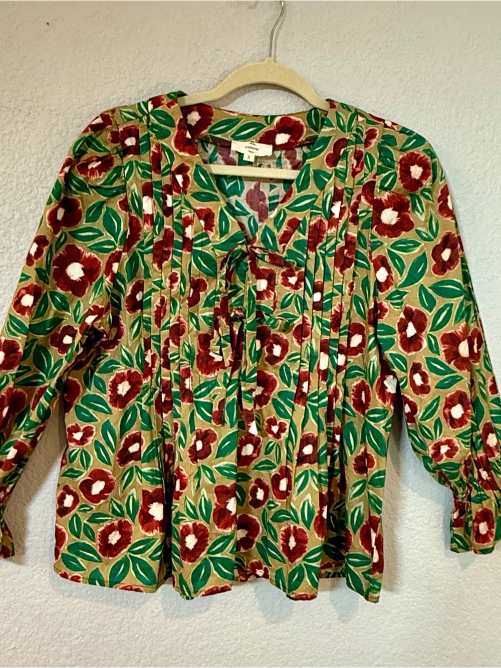 Entro Boho Floral Pintuck Tie Front Blouse Olive Taupe Burgundy Botanical Print